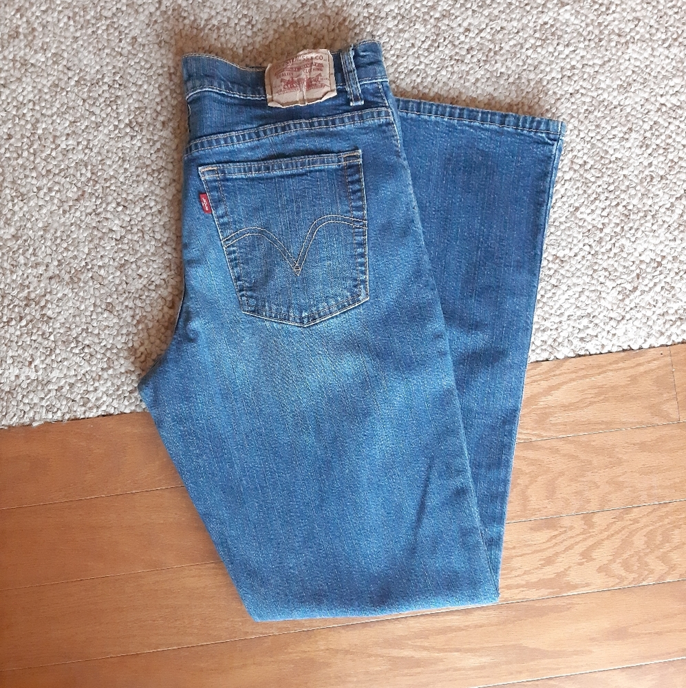 Levi's Relaxed Bootcut 550 Jeans size 12